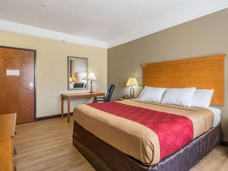 Americinn By Wyndham New Braunfels Bagian luar foto
