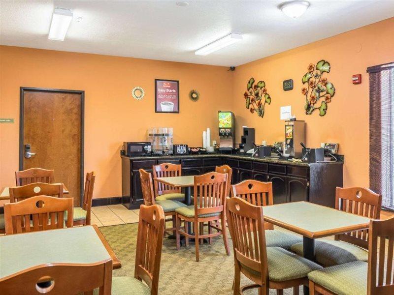 Americinn By Wyndham New Braunfels Bagian luar foto