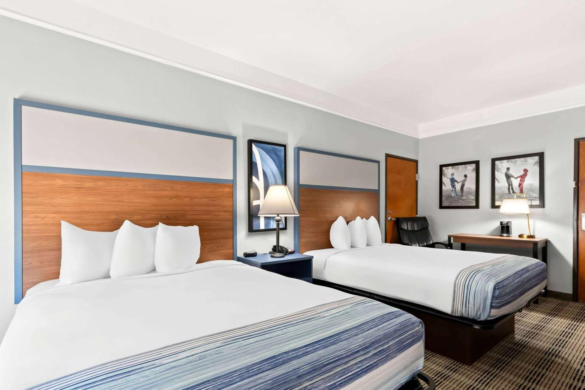 Americinn By Wyndham New Braunfels Bagian luar foto