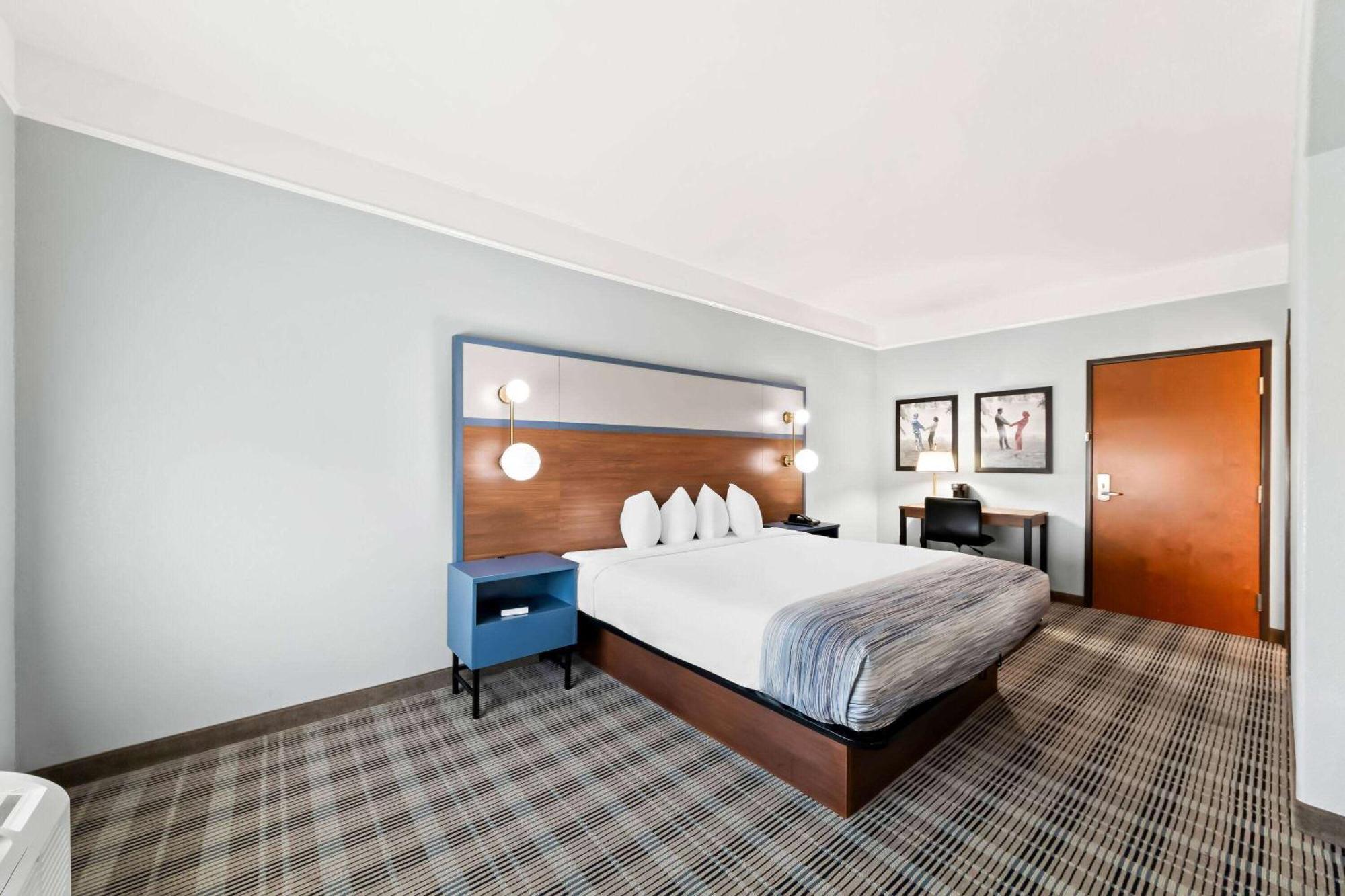 Americinn By Wyndham New Braunfels Bagian luar foto